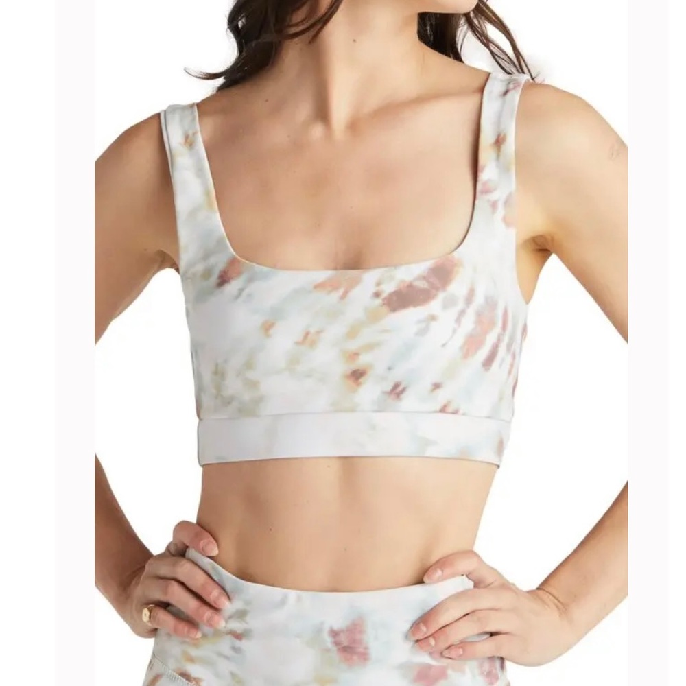 Strut This Jolie White Tye-Dye Sports Bra